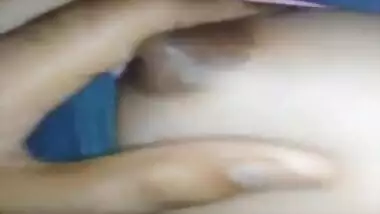 Indian teen hopes video with XXX assets will make BF eager to have sex
