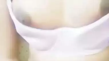 Chamet girl shy naked boobs and pussy showing for money