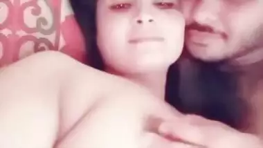 Lovelace kisses Desi sex girlfriend with amazing XXX melons in the bed