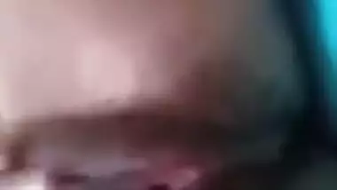 Desi gets naked and ineptly masturbates her XXX twat getting sex delight