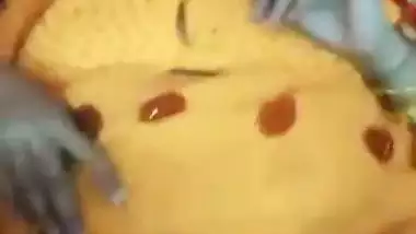 Saree XNXX sex video of yellow saree aunt