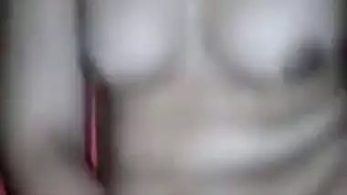 Shy prostitute bhabhi trying to hide face naked MMS