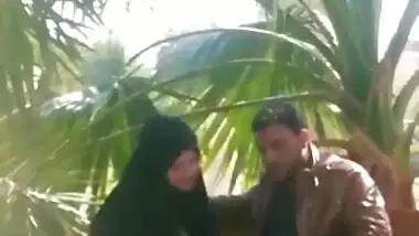 Muslim bhabi park m chus gyi