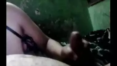 Hot Mumbai bhabhi gives passionate blowjob to hubby