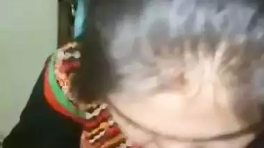 Beautiful Married Indian girl sucking penis video