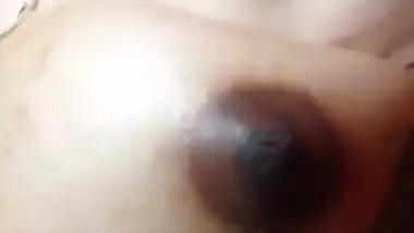 Desi Girl Playing With Boobs