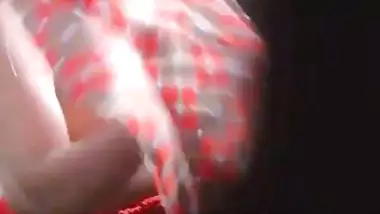 Mature aunty bathing caught by tenant guy viral MMS