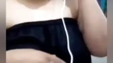 Desi Gf Showing On Video Call