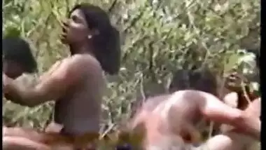 Indian sex video of Mallu village outdoor group sex with audio