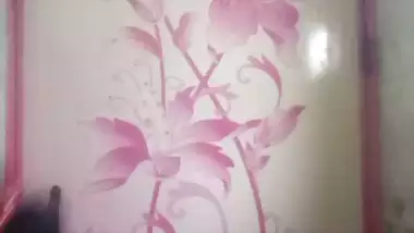 Bengali chubby sister nude bathing video for lover