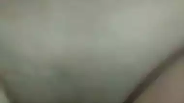 BF fucks his sexy GF’s tight, shaved pussy