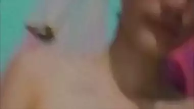 Slim desi horny girl fingering pussy viral nude