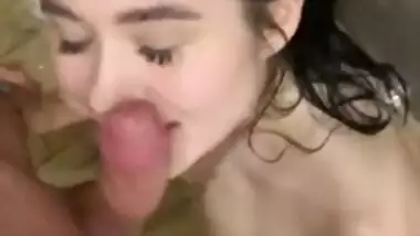 Трахнул сладкую шлюшку в душе !