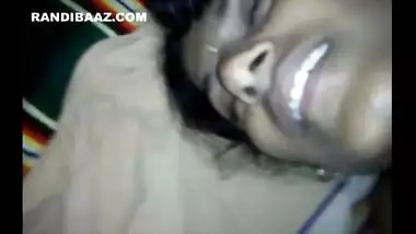 Desi village house wife enjoys eroticism with cousin