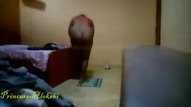 Desi cute girl in Hotel Room