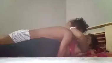 Desi guy sucking boobs of his neighbor bhabhi