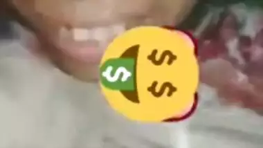 Outdoor MMS video of Desi slut taking lover's shaft into XXX slit