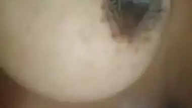 Arousing Indian housemaid knows how to shake her natural XXX melons