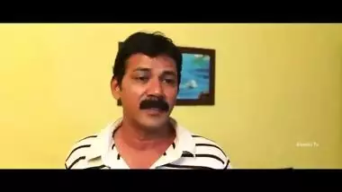 தனியாத்தான் இருக்கேன் உள்ளவாம்மா