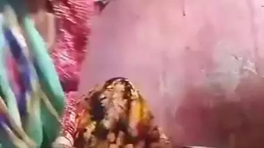 Desi village bhabi hot ass whle