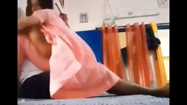 Newly married couple bedroom chudai